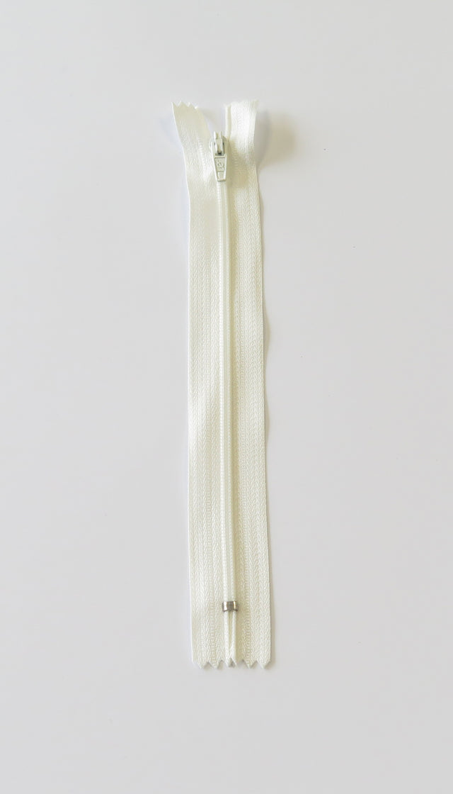 Cose glidelås 4mm, 25 cm, naturhvit, ikke delbar